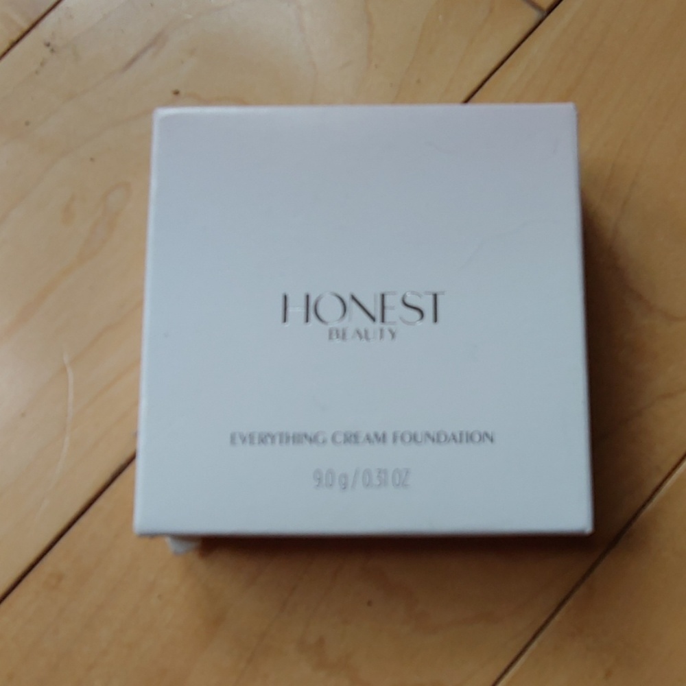 HONEST Beauty cream foundation Almond NEW!